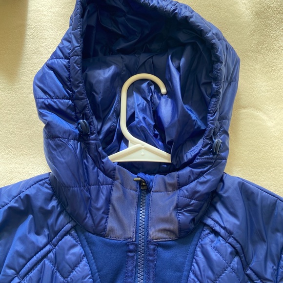 Jacket - Picture 3 of 4